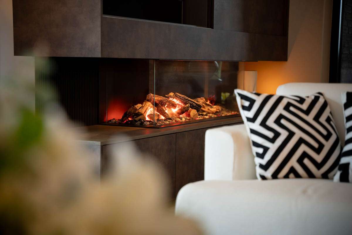 Electrische haard in stijlvol dressoir