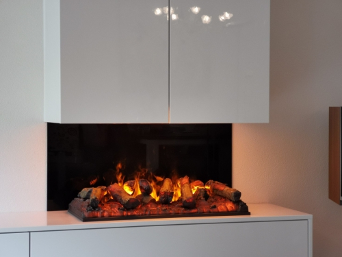 Hoogglans dressoir met elektrische haard en koofkast