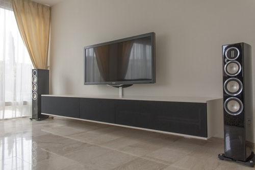 Dressoir met luidspreker doek2