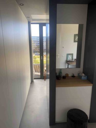 Kleding kast met lade eiland