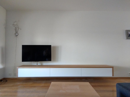 TV steun, eiken afwerking, dressoir