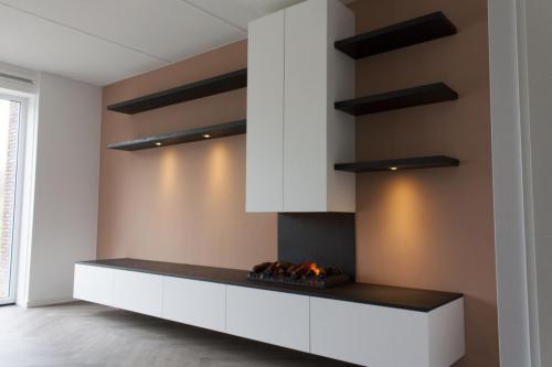 Dressoir met beton cire elementen