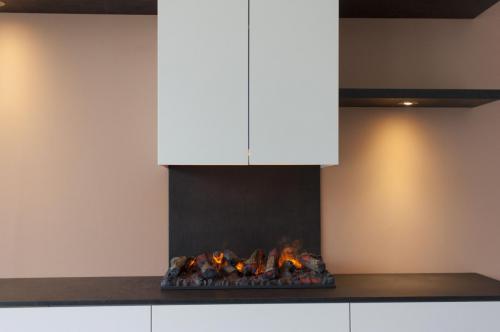 dressoir met betoncire haard2