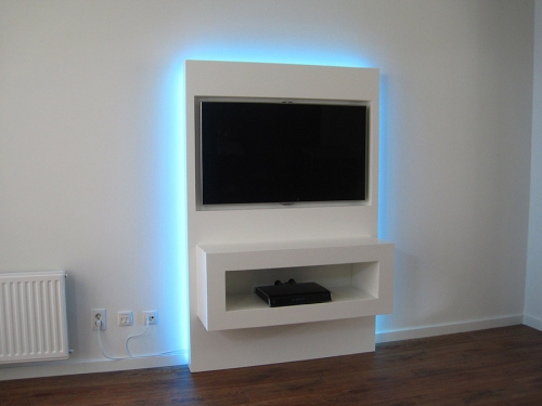 TV wand met LED verlichting